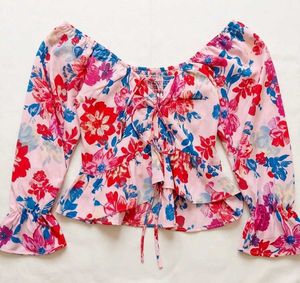 pink off-the-shoulder peplum top 💕