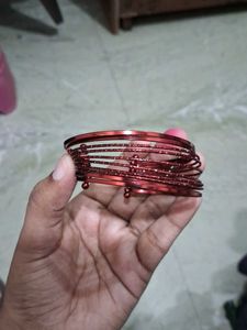Red Metallic Bangles Set