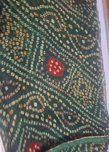 Stylish Bandhani Print Saree