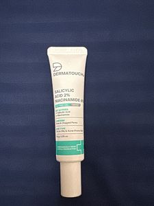 Dermatouch Salicylic Acid and niancinamide Serum