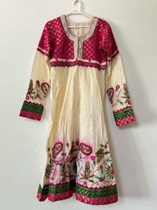 Beautiful Embroidered Kurta