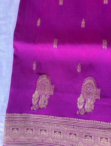 Vibrant magenta Silk Saree with Gold Border