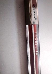Love Earth Lip Gloss