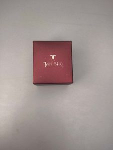 Price drop!!! Tanishq ring Box