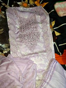 pakistani embroidery suit