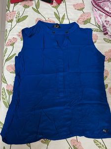 Royal Blue Sleeveless V-Neck Top