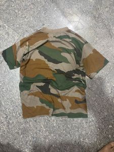 Camouflage Print slim fit T-Shirt