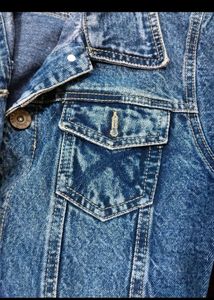 DENIM JACKET