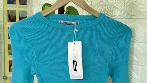 Turquoise Ribbed Cropped Top