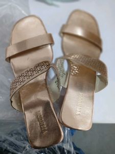 Heels 38 Size