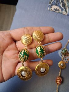 Vintage Style Necklace &amp; Earring Set