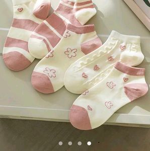 Cute Pink &amp; White Ankle Socks Set