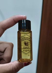 SKINFOOD Royal Honey Propolis Enrich Essence