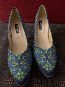 Patterned Heels
