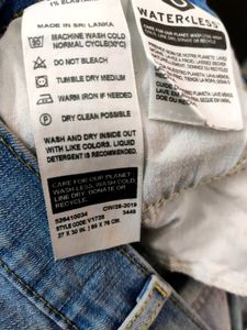 Levi's Skinny Light Wash Denim Jeans 👖