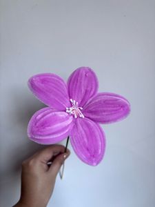 pipe cleaner flower