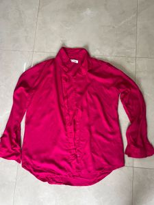 pink shirt