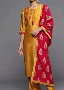 Libas Mustard Kurta Set with Red Dupatta