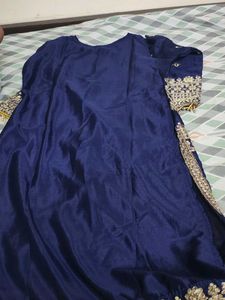 Elegant Navy Blue Dupatta with Gold Trim