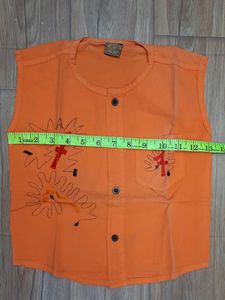 R/N Seleveless Shirt For Summers 👕