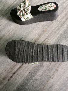 Light Weight Heels Sandal