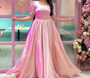 BEAUTIFUL GOWN