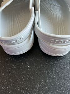 Crocs white ( Dupe )