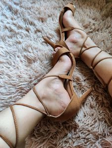 Women Tie-up Camel Heels