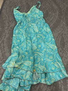 blue sleeveless dress