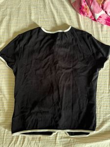 Chic Black &amp; White Trimmed Top