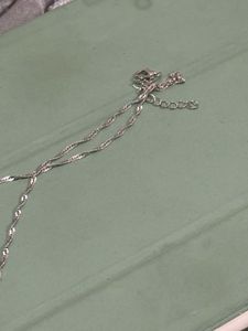 Elegant Solitaire Pendant Necklace silver