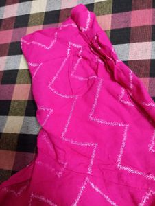Stylish Pink Chevron Kurta Set