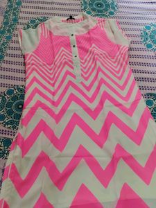 Chic Pink & White Chevron Kurta
