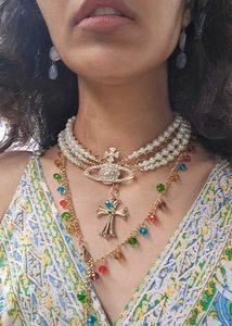 Neckpiece