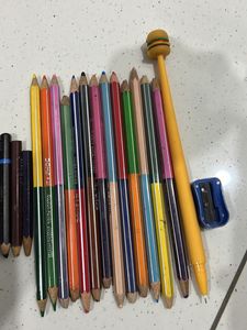 Mixed Art Supplies Bundle