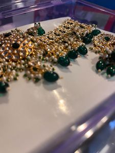 Exquisite Kundan Pearl Jewellery Set