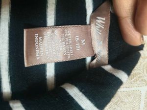 Striped attach shrug top in xl size