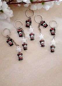 Minnie Mouse Keychain Set