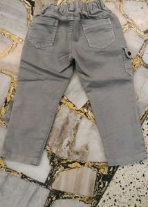 37. Kids Grey Cargo Pants