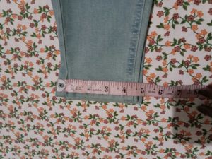 Light Wash Skinny Jeans