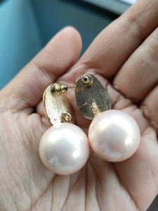 Set of 2 - beautiful pink earrings