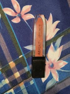 Huda Beauty Liquid Matte Lipstick