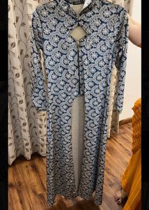 Stylish Printed gown(shrug)  with Zipper
