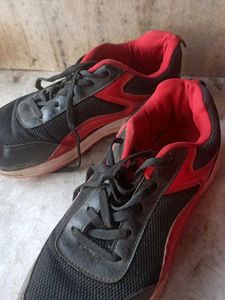 Comfortable Red and Black Sports Shoes