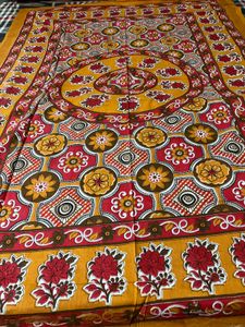 Vibrant Floral Print Bedsheet