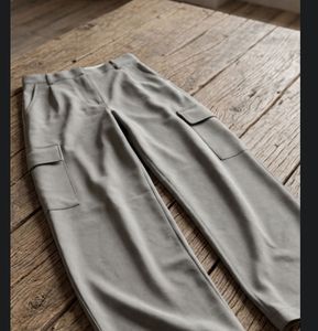 Wide Leg Cargo trousers grey