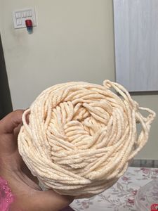 Cream Velvet Yarn Skein (cherline )