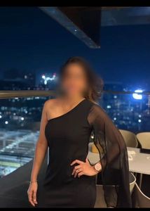Chic One-Shoulder Black Mini Dress