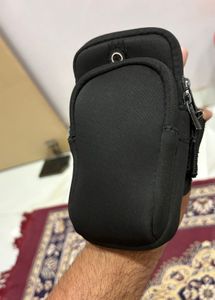 Black Universal Pouch arm Bag