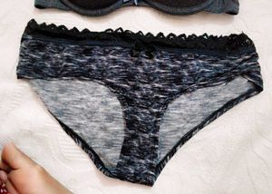 Very Beautiful Paded Bra With Penty